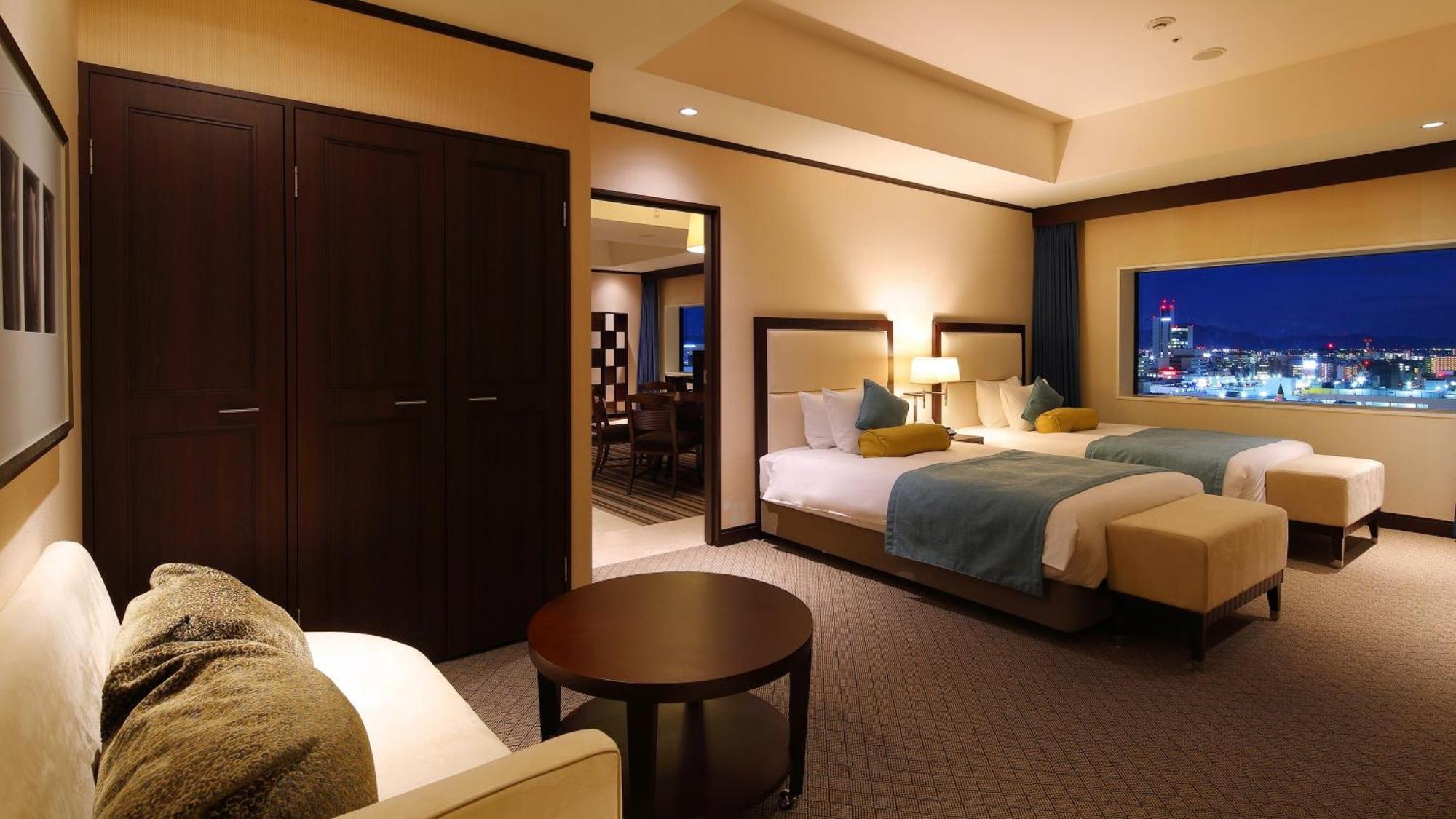 Ana Crowne Plaza Okayama By Ihg Hotel Exterior photo