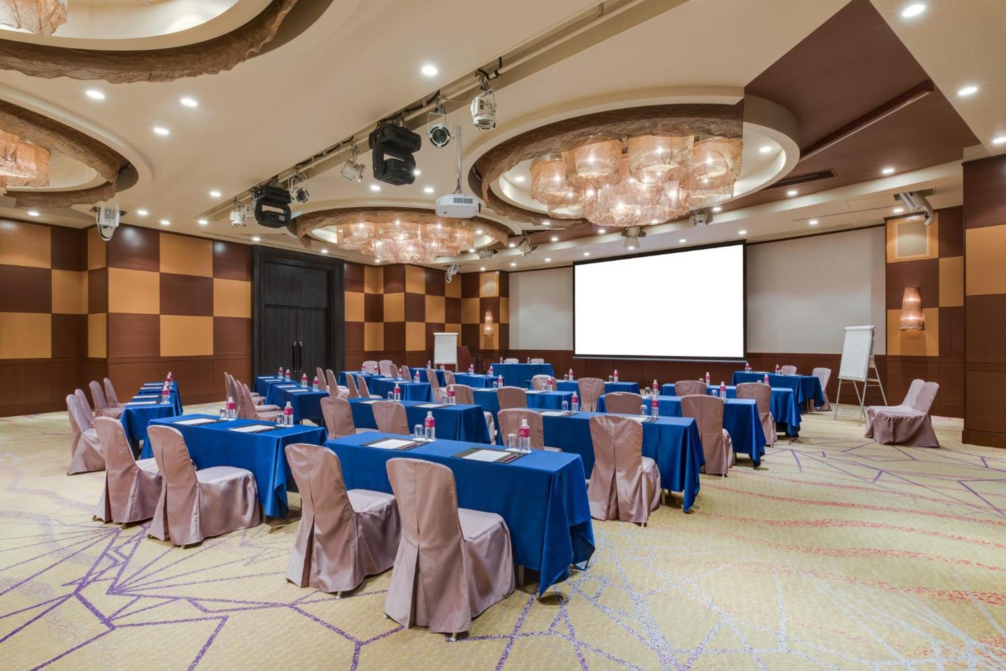 Ana Crowne Plaza Okayama By Ihg Hotel Exterior photo